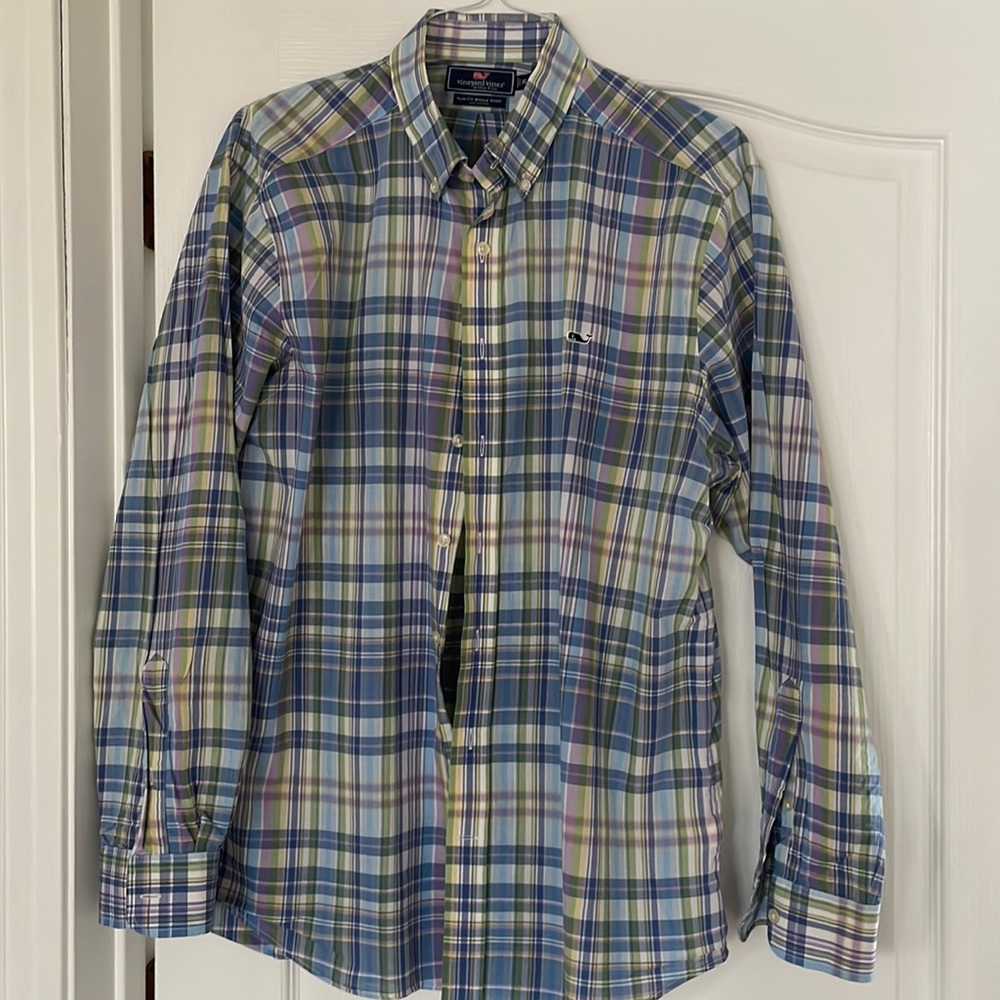 Vineyard Vines shirt